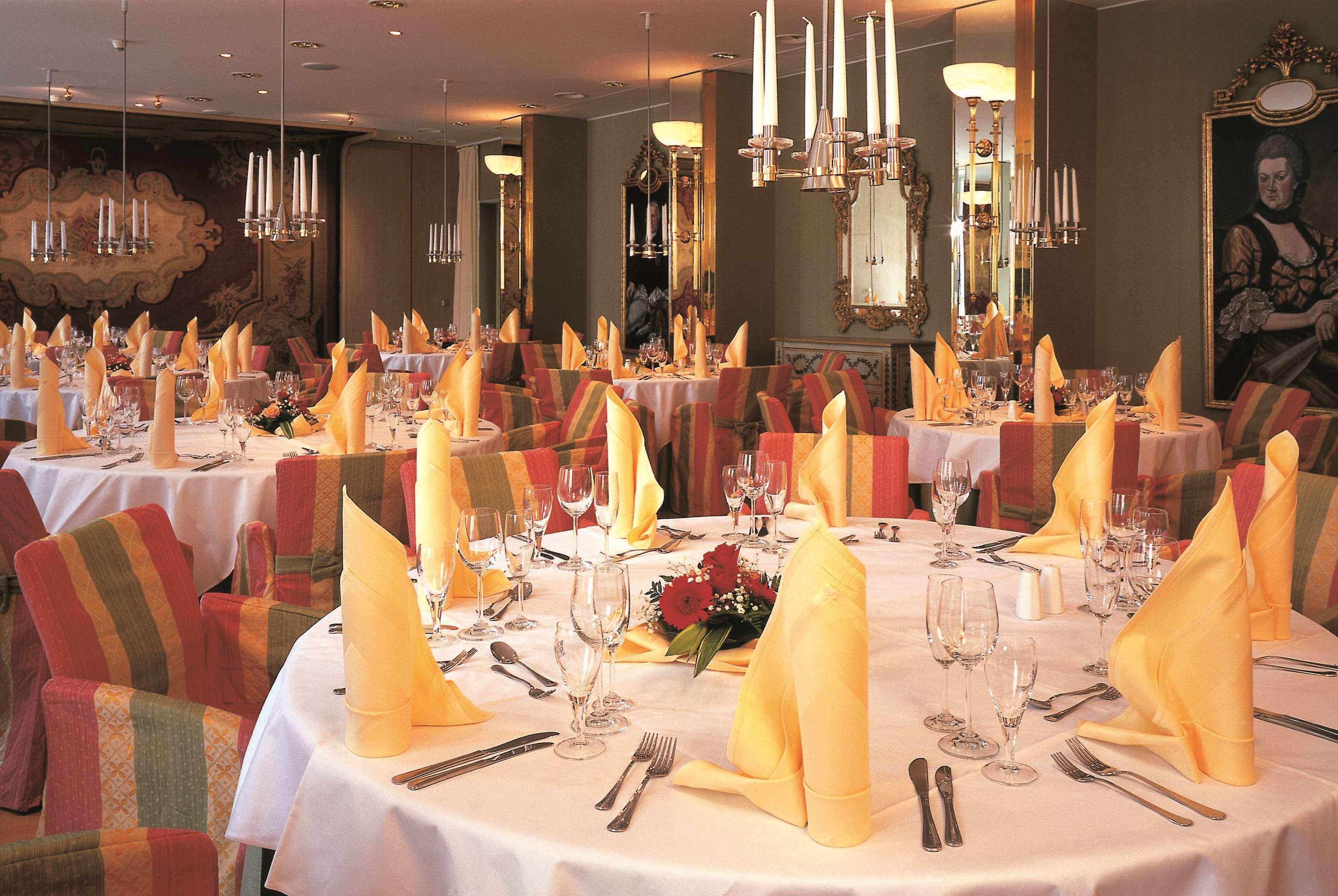 Hotel Western Premier Grand Russischer Hof 4*