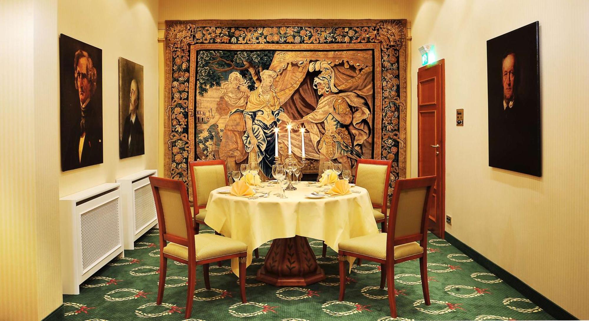 Hotel Western Premier Grand Russischer Hof